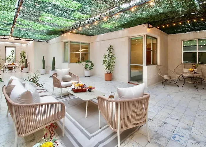 Apartment Huge 4br With 2 Big Terraces